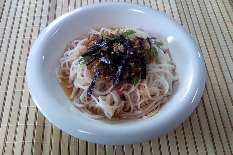 夏 ピリ辛さっぱりそうめん レシピ 作り方 By イズピクミン クックパッド
