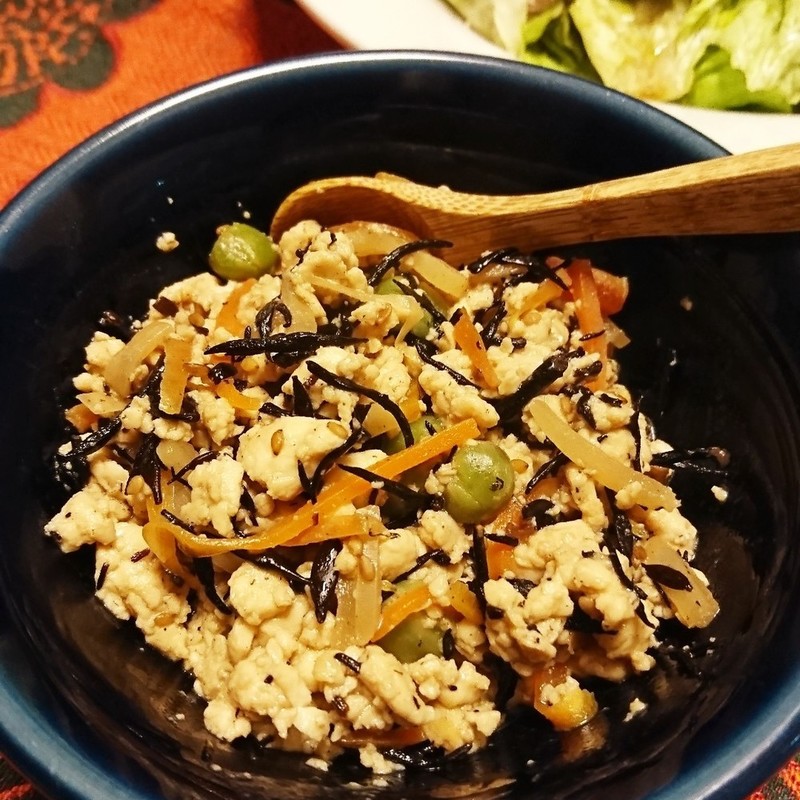 ヒラタケと豆腐の炒め物 レシピ