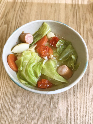 【野菜ソムリエ】キャベツのコンソメスープの写真