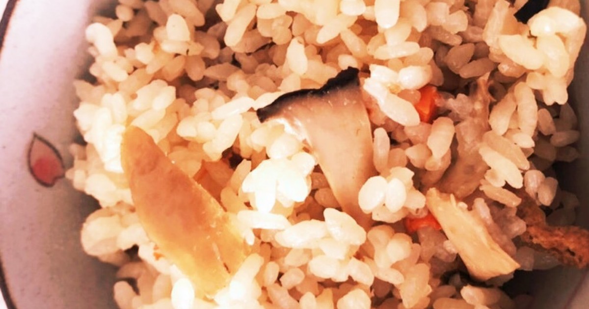 松茸お吸い物の素 炊き込みご飯 レシピ 作り方 By あららあらら クックパッド 簡単おいしいみんなのレシピが371万品