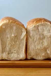 自家製酵母の山食パン