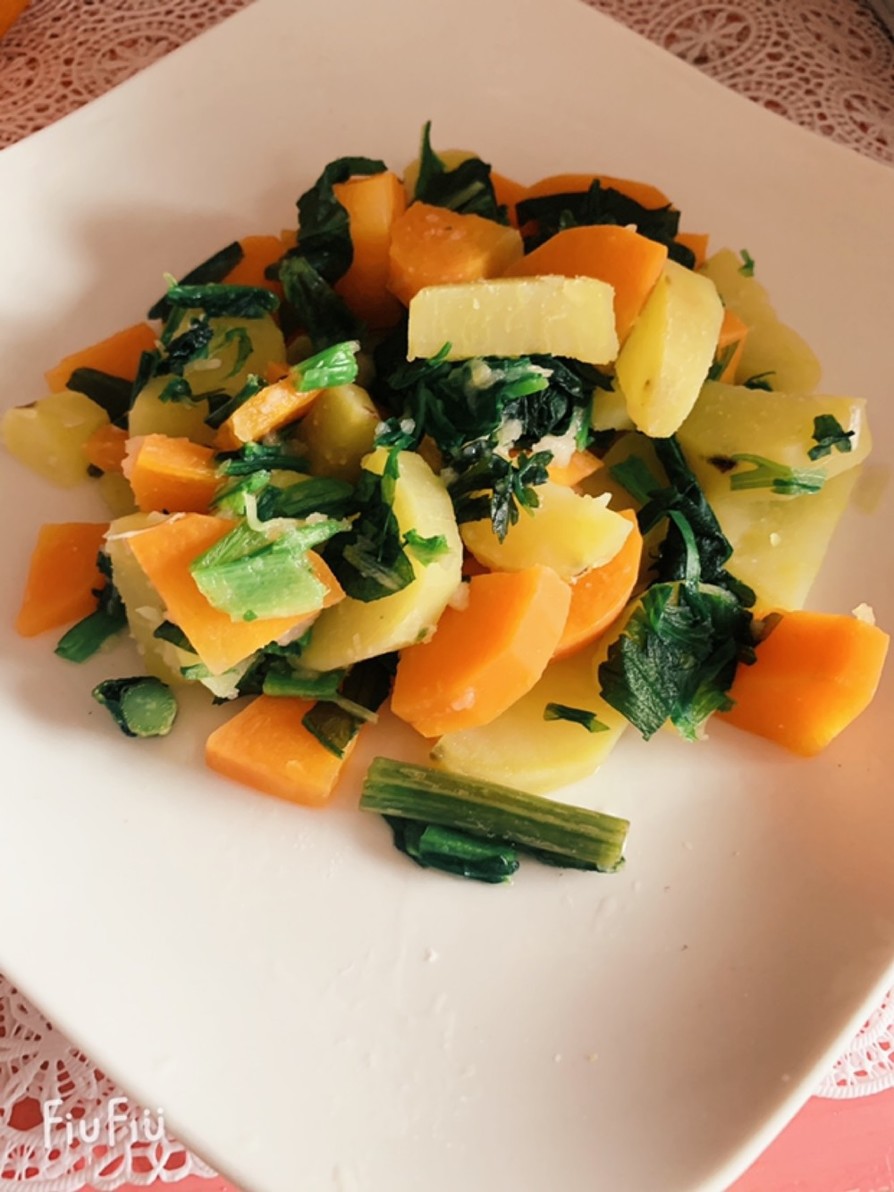 ビタミンたっぷり 野菜サラダの画像