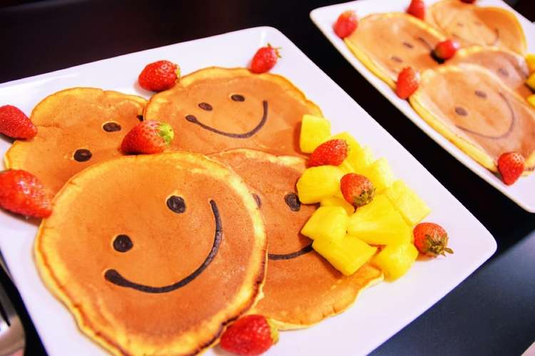 笑顔いっぱい幸せのスマイルパンケーキ レシピ 作り方 By Vanilla クックパッド