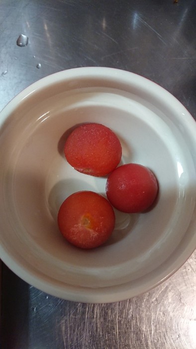 冷凍保存ミニトマト&簡単皮むきの写真