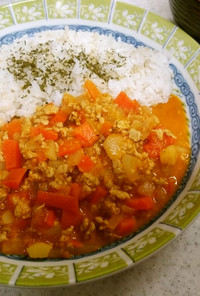 ❄鶏のタイ風カレー&ワカメ豆腐の味噌汁❄