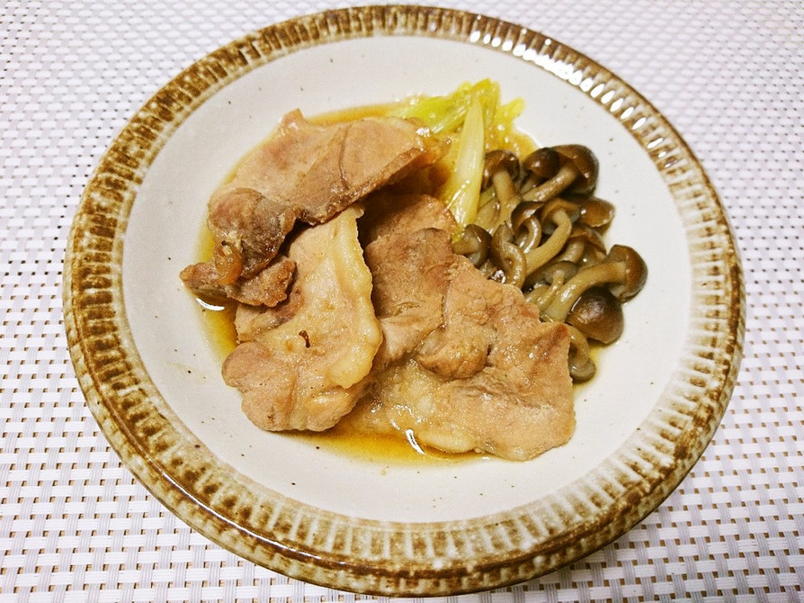 作り置き☆豚肉と長ネギとしめじの煮物の画像