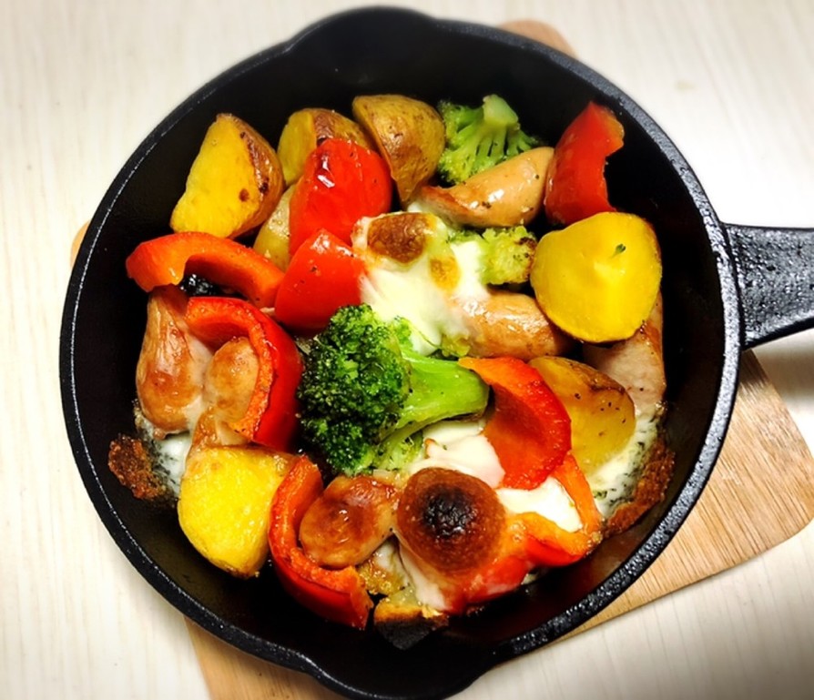 ターキーソーセージと野菜のスキレットのレシピ