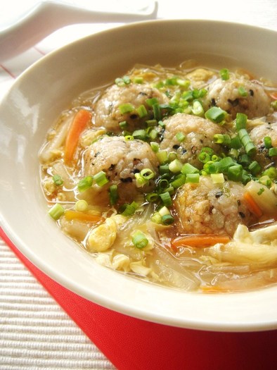 雑穀団子の食べるスープの写真