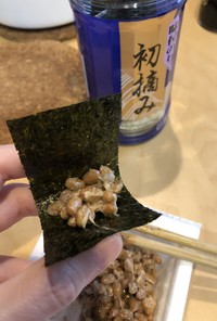 納豆のオリーブオイル混ぜ味付け海苔まき