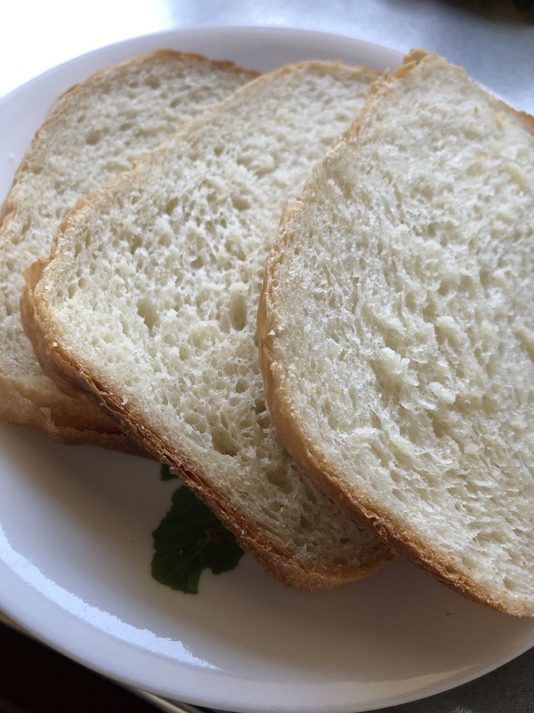 ツインバードHBで焼く超シンプル食パンの画像