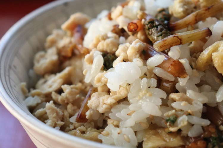 美味 土筆サッと煮で混ぜご飯 もぶり飯 レシピ 作り方 By 白雲堂 クックパッド 簡単おいしいみんなのレシピが377万品