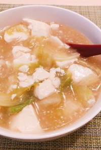 簡単ヘルシーレタスと豆腐のスープ