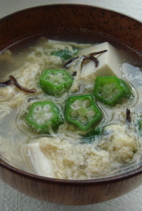 豆腐とオクラの中華スープ