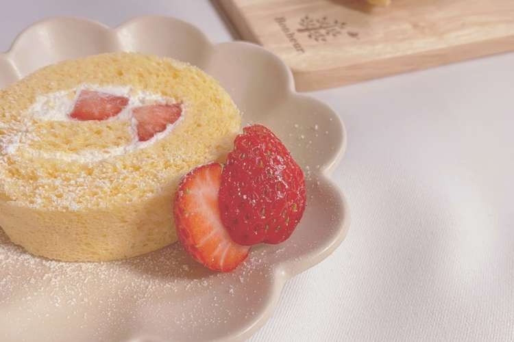 レンジで ロールケーキ おうちカフェ レシピ 作り方 By まえかわちゃん クックパッド 簡単おいしいみんなのレシピが352万品