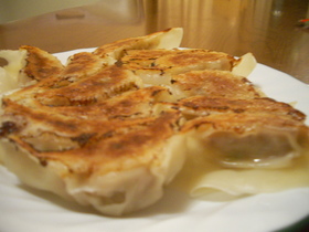子供の好きな『しっかり味の餃子』