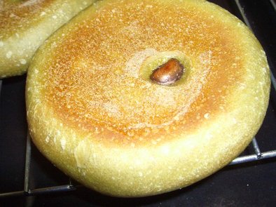 自家製酵母抹茶かのこパンの写真