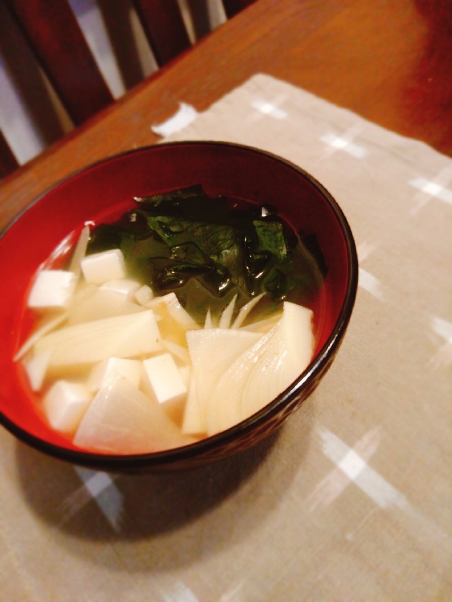 澄んだ…豆腐と季節のお吸い物の画像