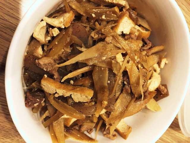 簡単おつまみ 豚肉ごぼうの甘辛炒め レシピ 作り方 By 37 クックパッド