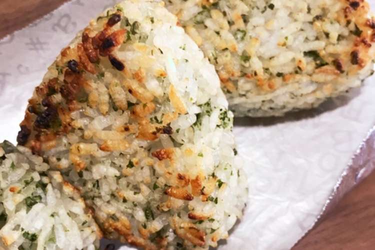 青のりの焼きおにぎり レシピ 作り方 By Meiyounei クックパッド 簡単おいしいみんなのレシピが353万品