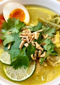 ソトアヤム~インドネシア料理鶏のスープ~