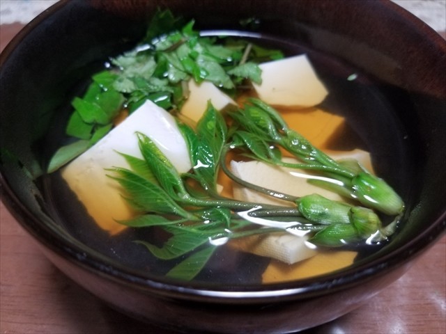 春の香りを楽しむ湯豆腐（＾＾）の画像