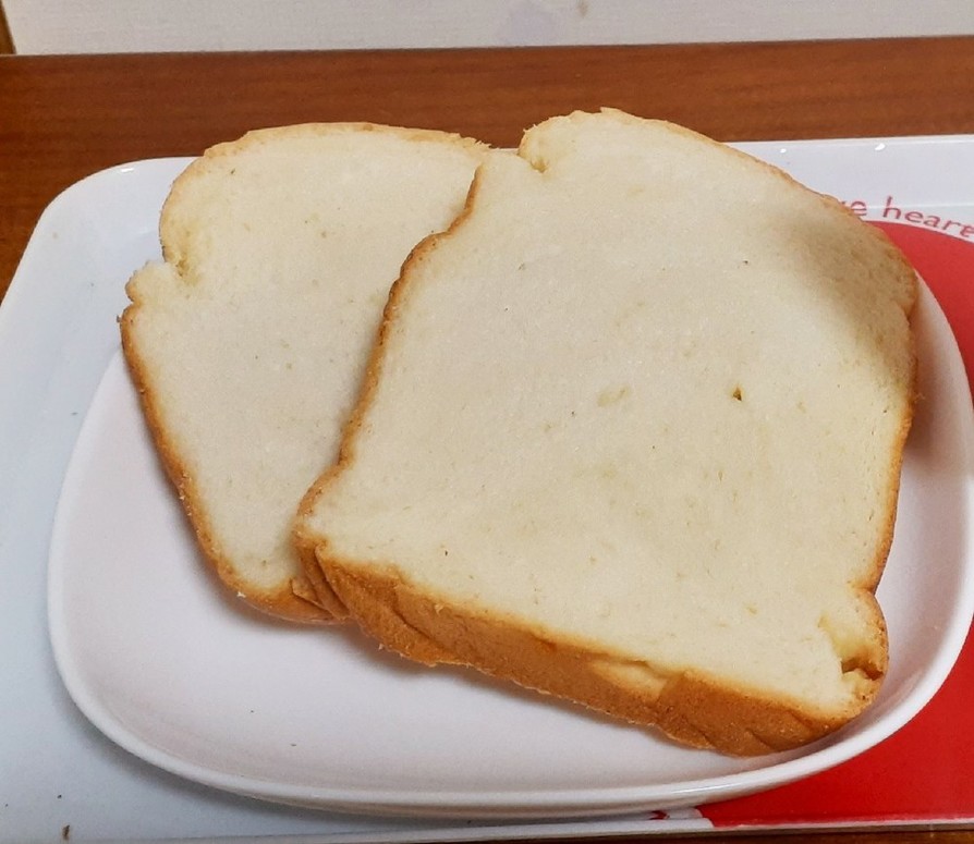 ガーリック風味の食パン(*´∀`)の画像