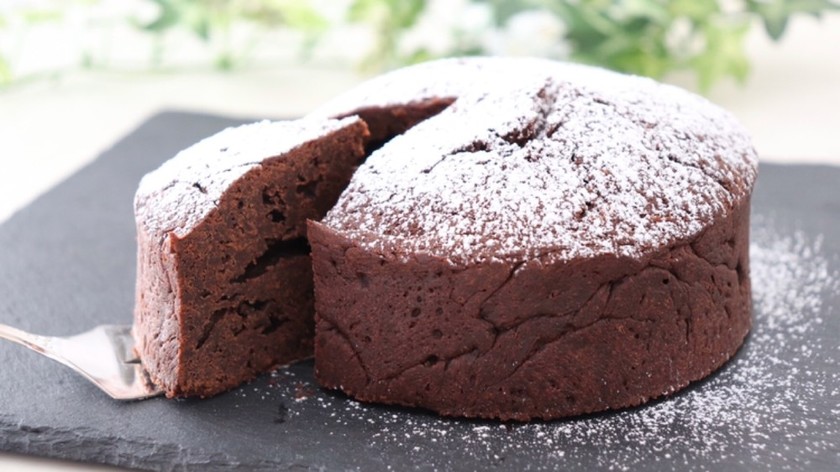 簡単に溶けるチョコレートケーキのレシピ