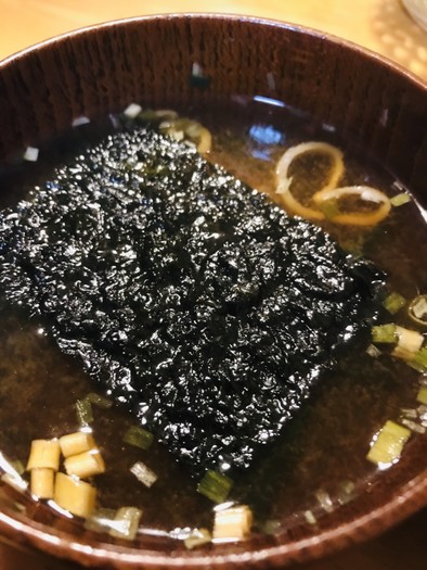 レトルト●海苔のせ味噌汁の写真