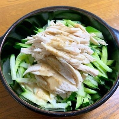 【レンジで簡単】鶏胸肉で！棒棒鶏サラダの写真