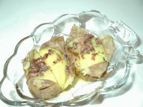 味付け不要☆レンジdeアンチョビじゃがバター