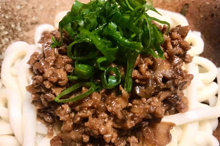 免疫力 簡単 舞茸入りコク旨肉味噌うどん レシピ 作り方 By ミセスオリーブ クックパッド