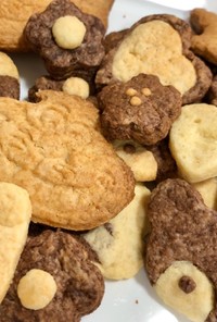 プレーン＆ココアのさくさく型抜きクッキー
