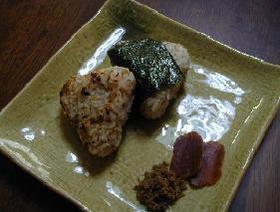 郷土料理☆ちりめん山椒とおにぎり2種__Local dishes/Chirimen Zansho&Onigiri(Young Sardines seasoned Japanese papper&Rice ball)