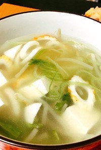 竹輪と竹輪とレタスの中華スープ