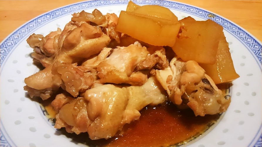 大根と鶏手羽元の中華風煮物の画像