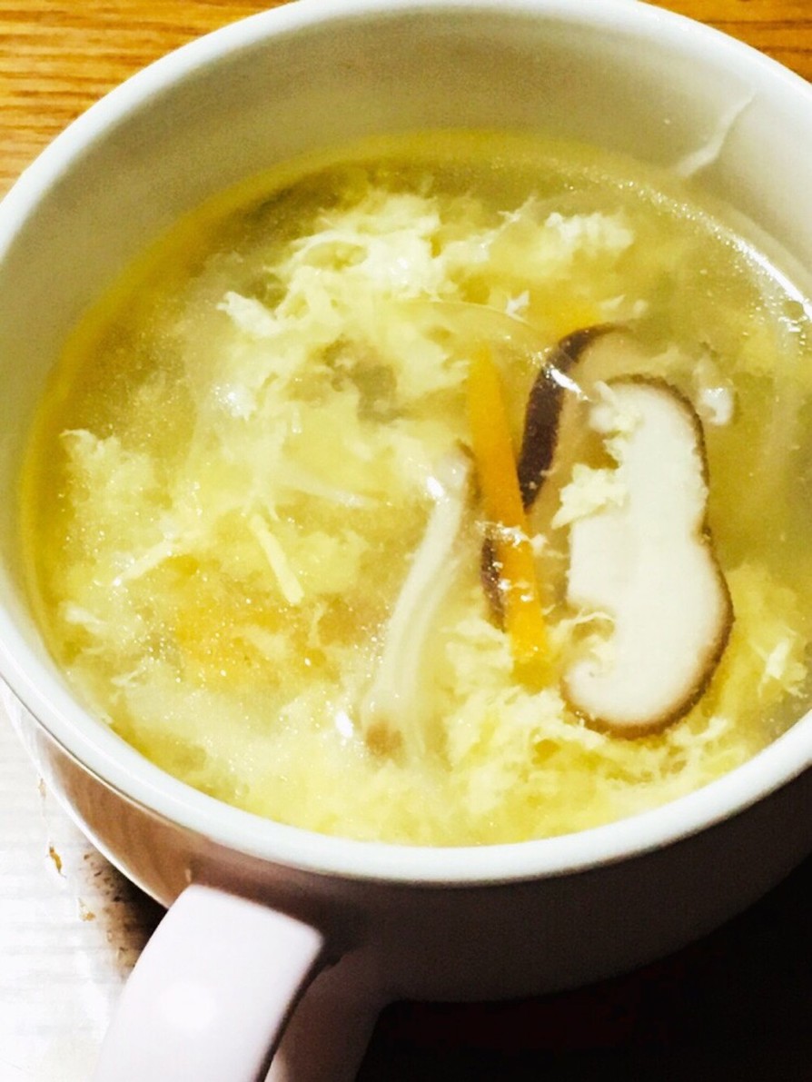 サラダチキンと茹で汁の中華スープの画像