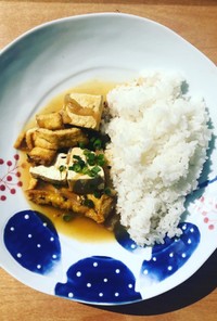 【ヘルシー】豆腐とお揚げのスパイスカレー