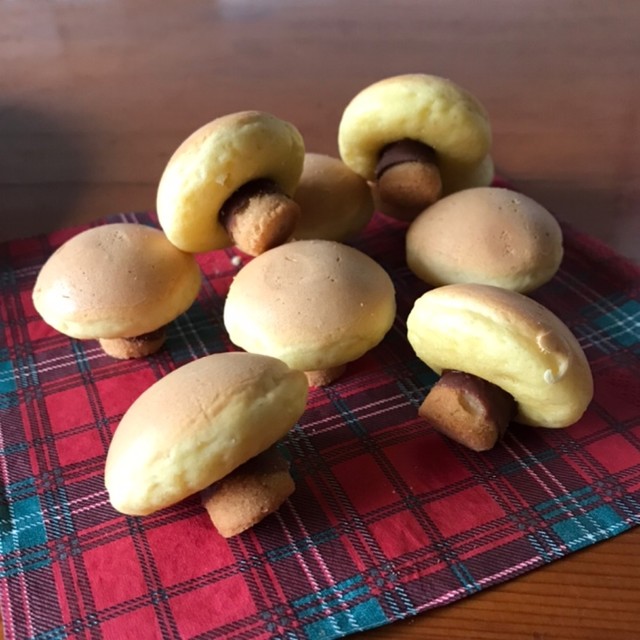 簡単可愛い お菓子のきのこ レシピ 作り方 By Yhana0924 クックパッド 簡単おいしいみんなのレシピが355万品