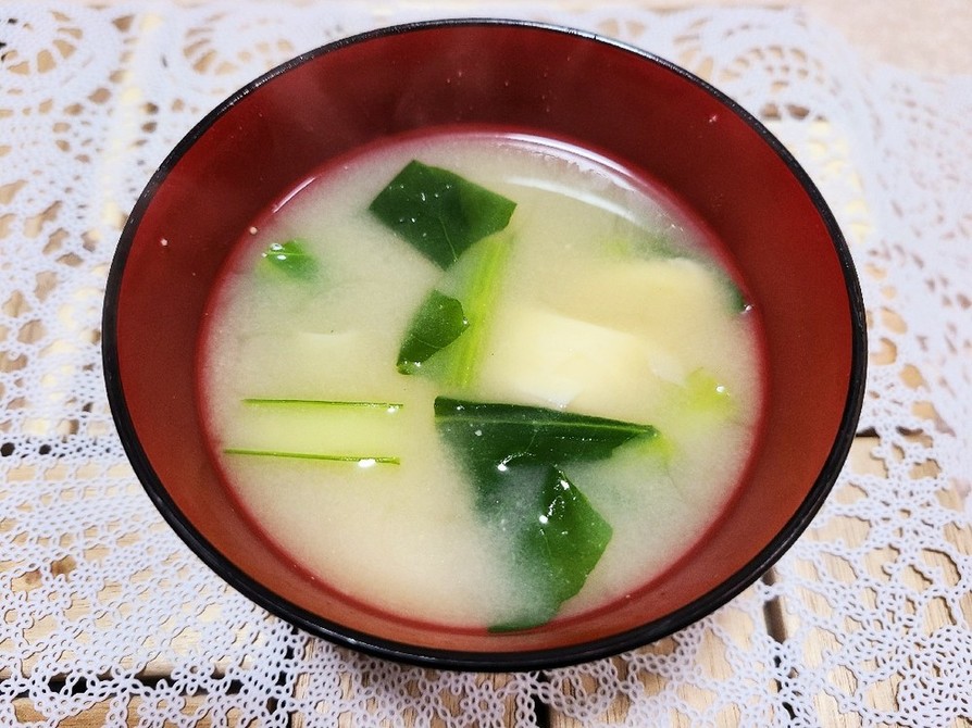 江戸菜とタケノコのお味噌汁の画像