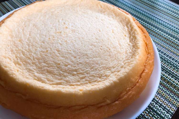 材料3つ 炊飯器で簡単チーズケーキ レシピ 作り方 By ふうか クックパッド 簡単おいしいみんなのレシピが375万品