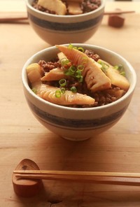 たけのこと牛肉の甘辛丼