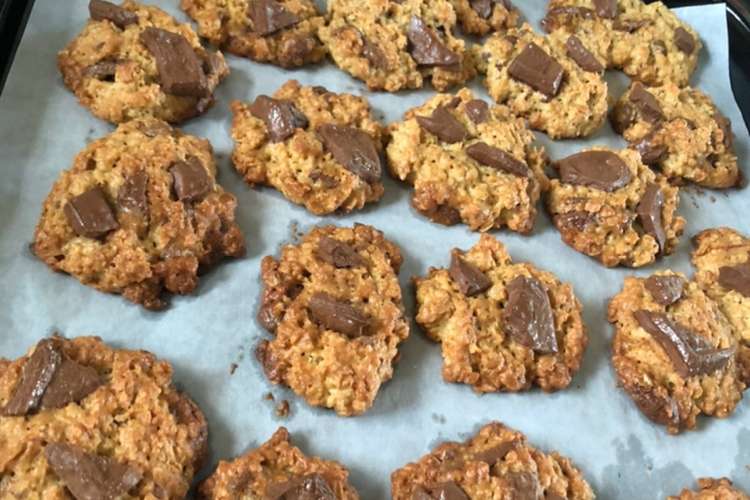 オートミールのチョコ入りクッキー レシピ 作り方 By Maroton クックパッド 簡単おいしいみんなのレシピが352万品