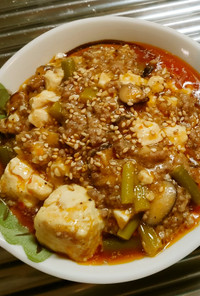 麻婆豆腐、担々麺(白ごま)風味