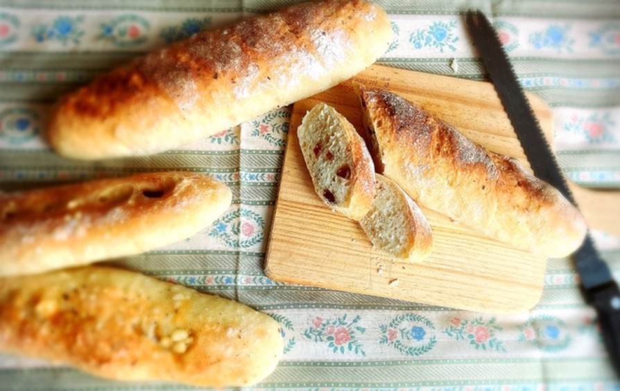 【簡単】【材料3つ】手作りフランスパンの画像