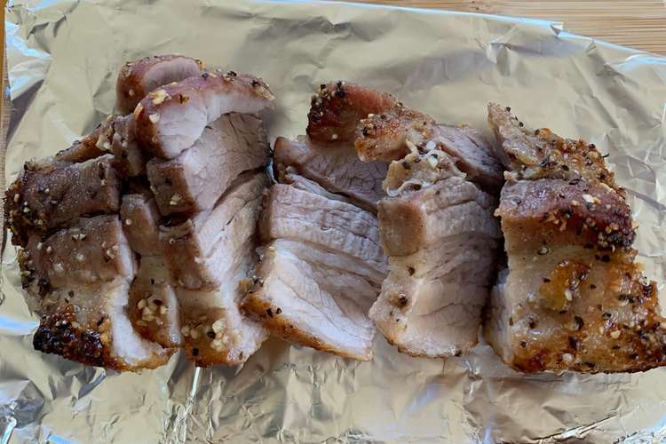 材料二つ オーブンで焼くだけ 焼豚 レシピ 作り方 By みどきみ クックパッド 簡単おいしいみんなのレシピが360万品