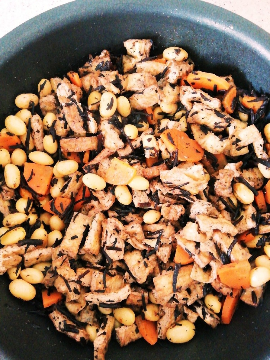 簡単！大豆とひじきの煮物の画像