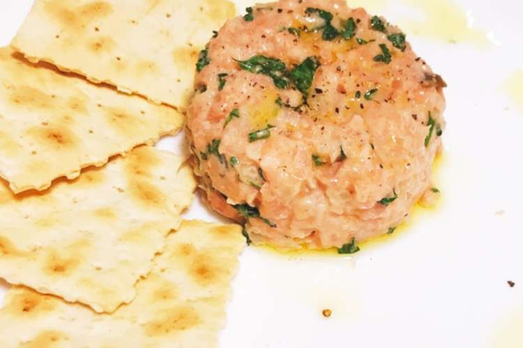 スモークサーモンといぶりがっこのタルタル レシピ 作り方 By Cookchaso クックパッド 簡単おいしいみんなのレシピが356万品