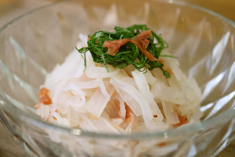 こんにゃく麺のそうめん風 梅と青じそ和え レシピ 作り方 By 上野屋 女子会 クックパッド