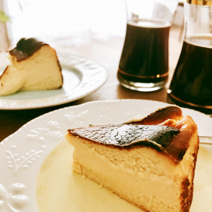 簡単♡バスク風チーズケーキ（バスチー）の画像