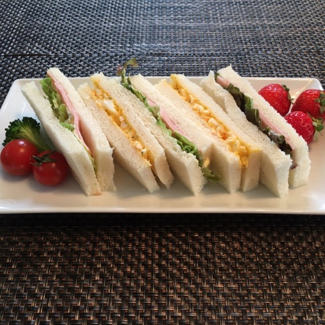 冷凍パンでサンドイッチ 切りやすいよ レシピ 作り方 By あぱん クックパッド
